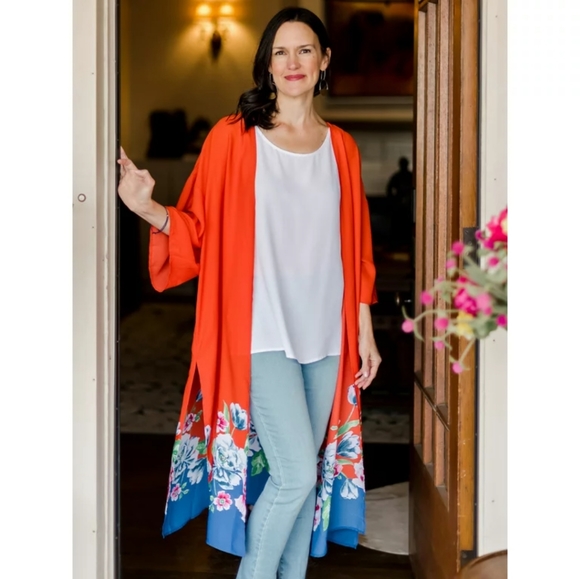 The Pioneer Woman Tops - Pioneer Woman L / XL firey orange printed duster